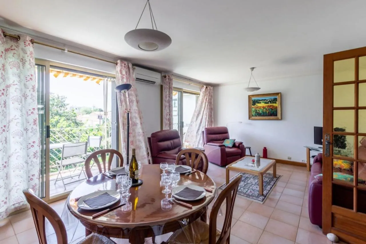 Bright 3 Apartment Near The Sea With Balcony Six-Fours-les-Plages